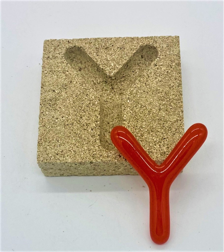 Form aus Vermiculite Buchstabe Y