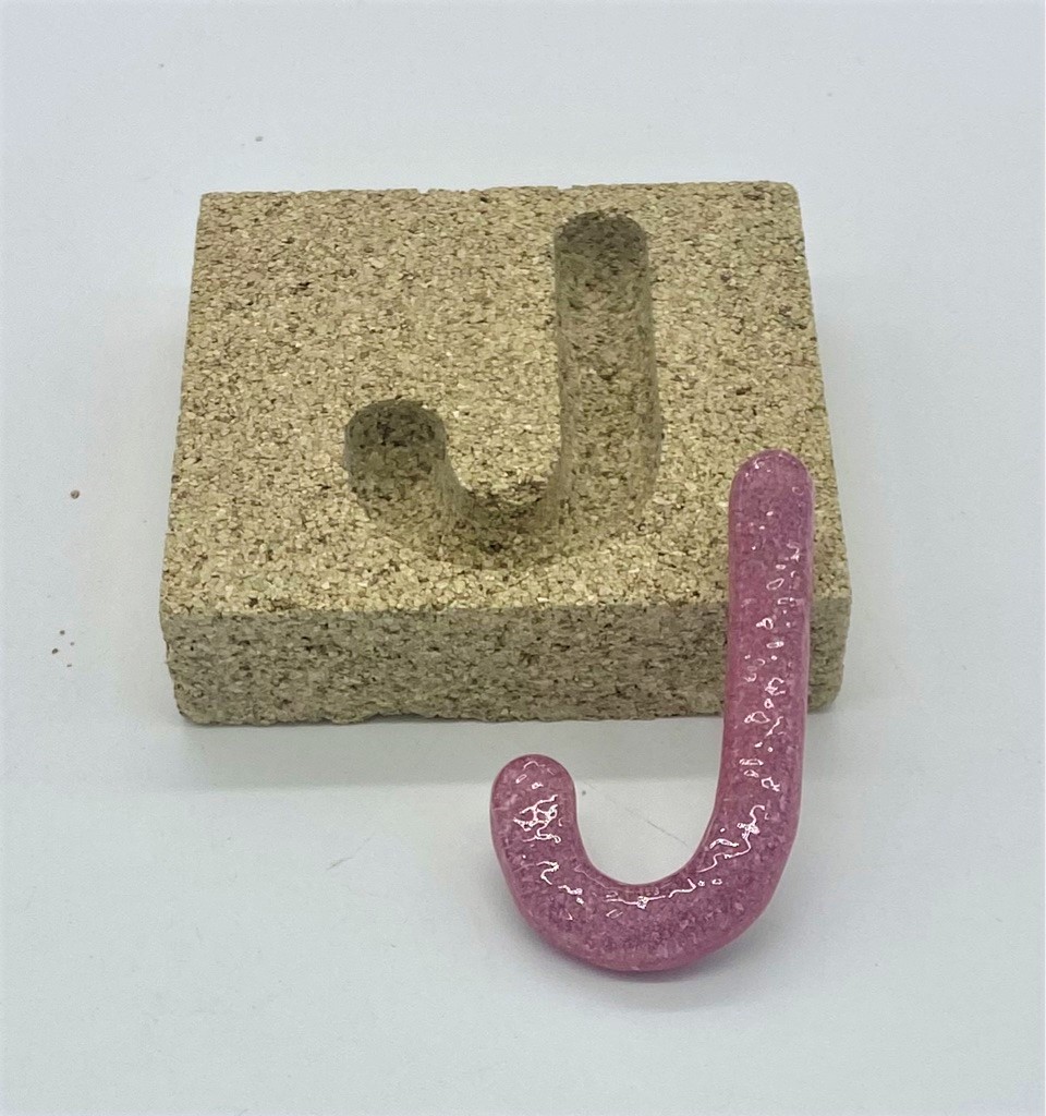 Form aus Vermiculite Buchstabe J